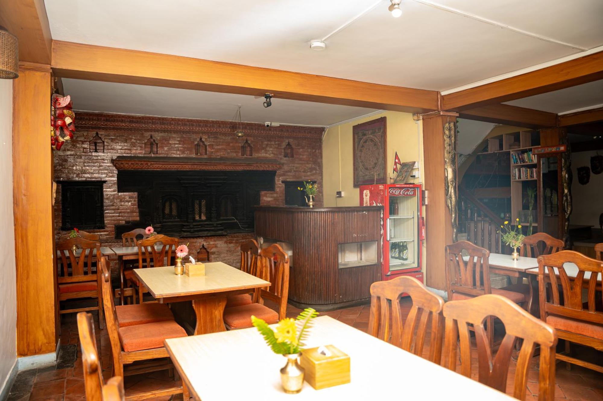 Golden Gate Guest House Bhaktapur Exterior photo