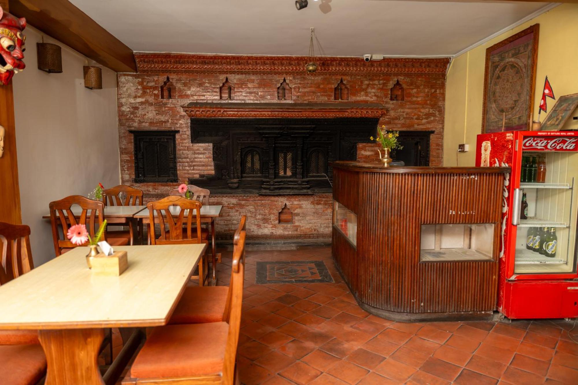 Golden Gate Guest House Bhaktapur Exterior photo