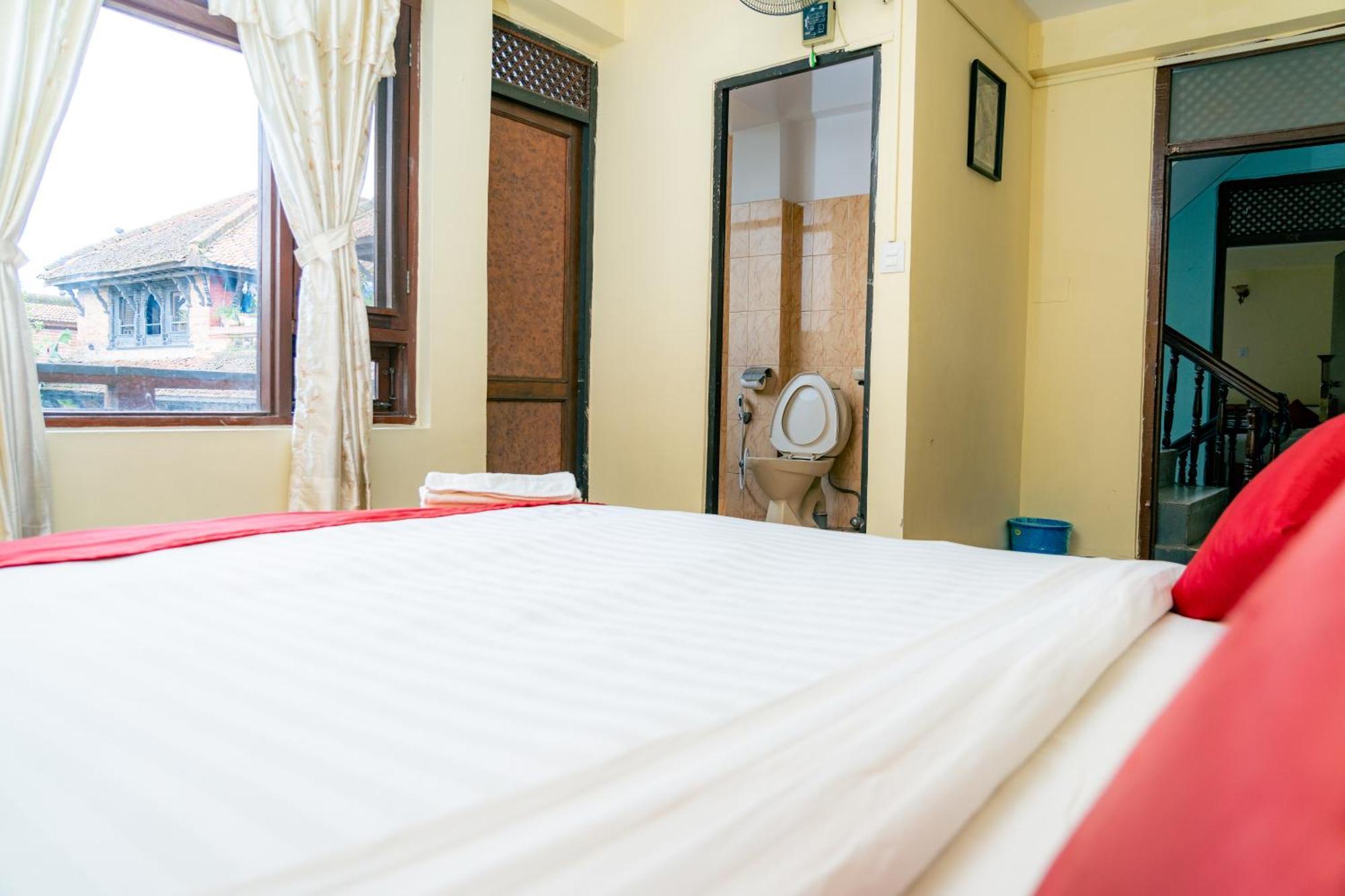 Golden Gate Guest House Bhaktapur Exterior photo